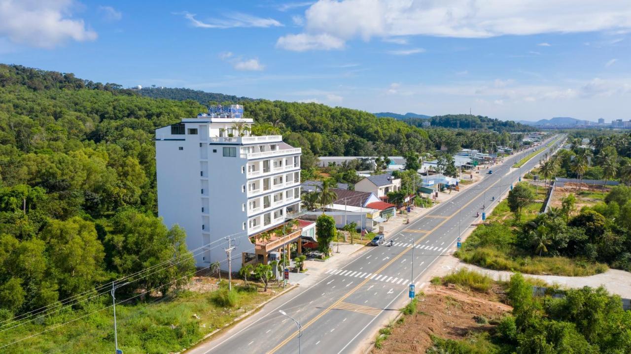 Um-Pq Hotel Дуонг-Донг Экстерьер фото