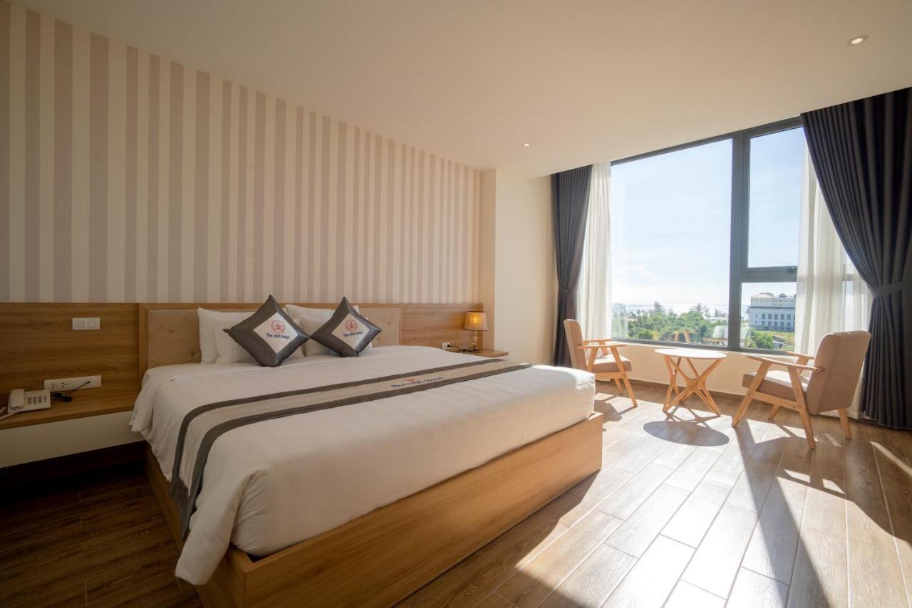 Um-Pq Hotel Дуонг-Донг Экстерьер фото